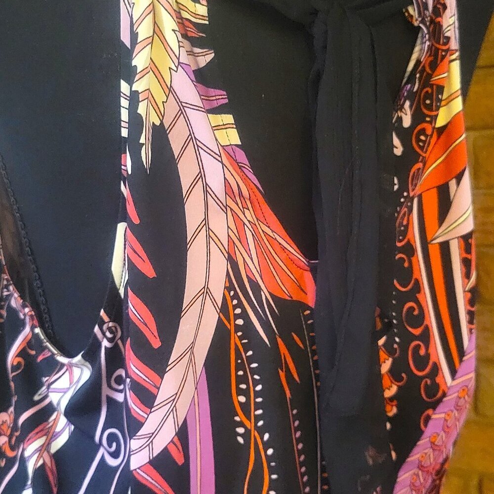 Tahari Stunning Bohemian Floral Halter Blouse - Size M - Picture 5 of 6